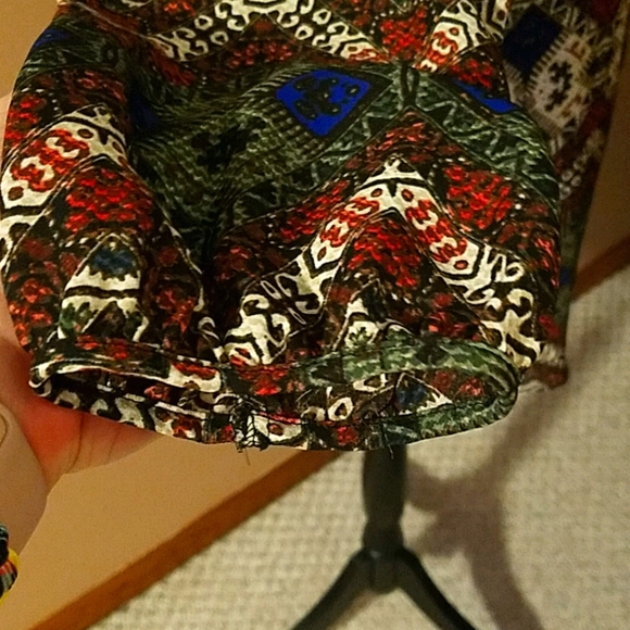 Zach & Rachel Blouse - Picture 3 of 6